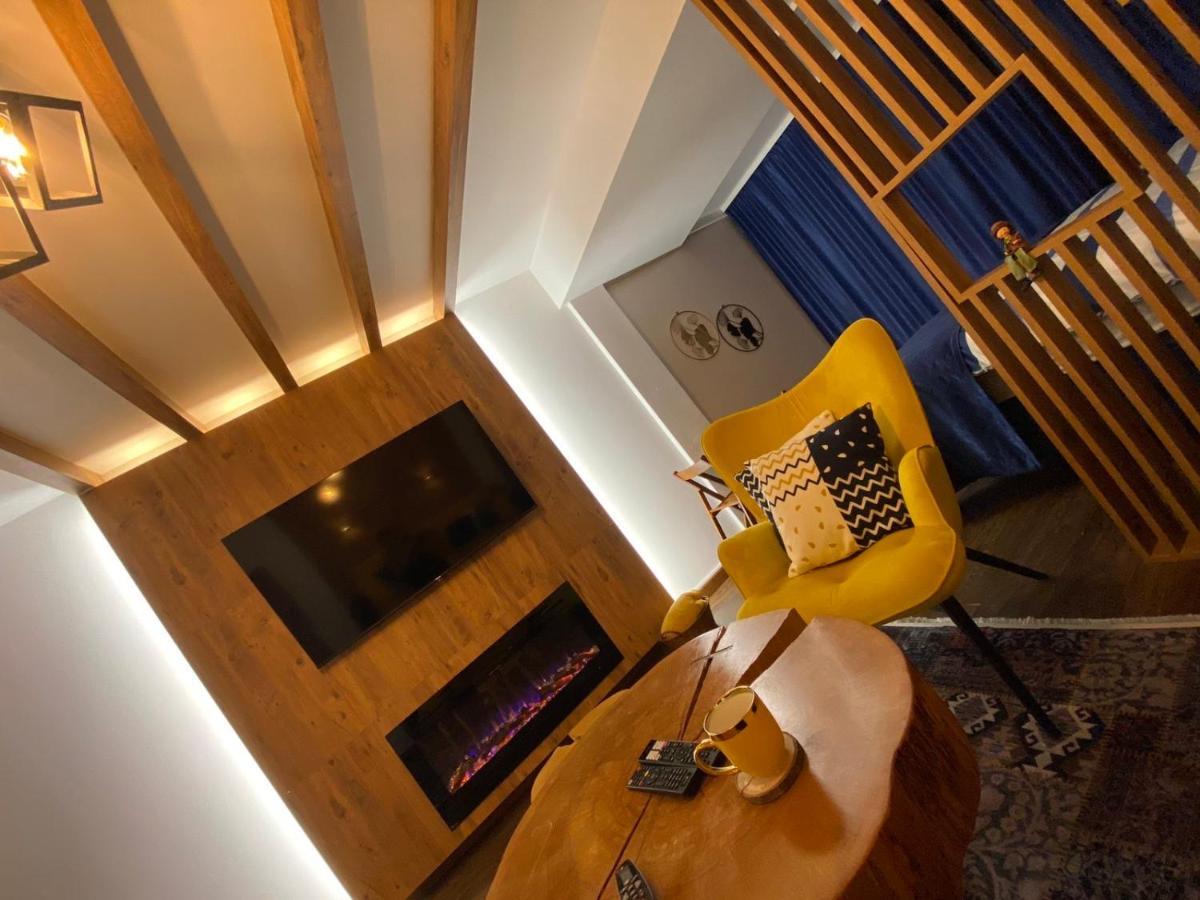 Apartment Blue Eko Fis